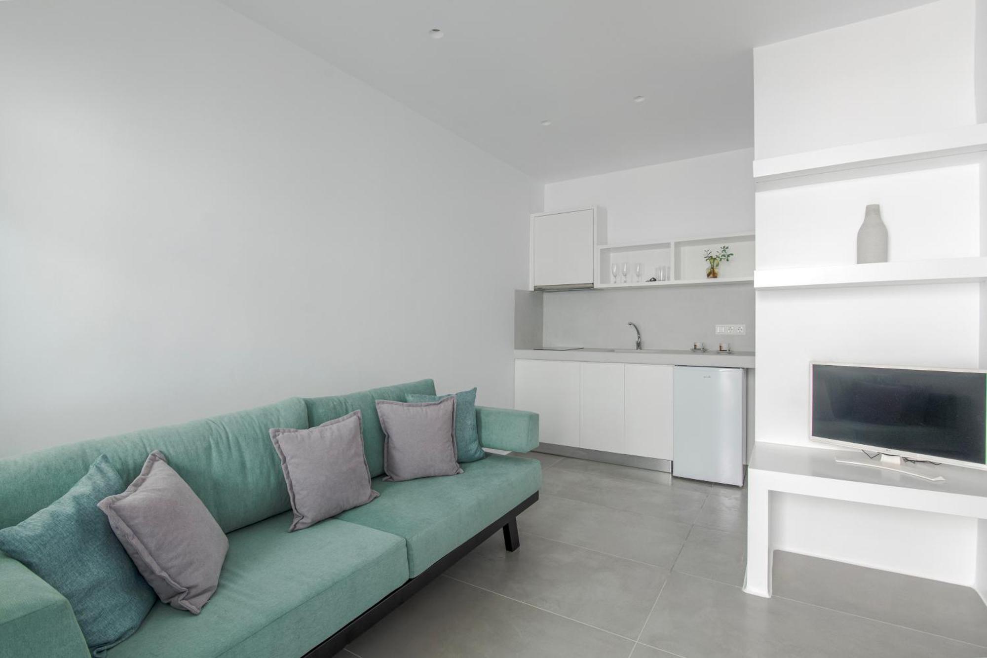 Alexandros Apartments Nausa Exteriér fotografie