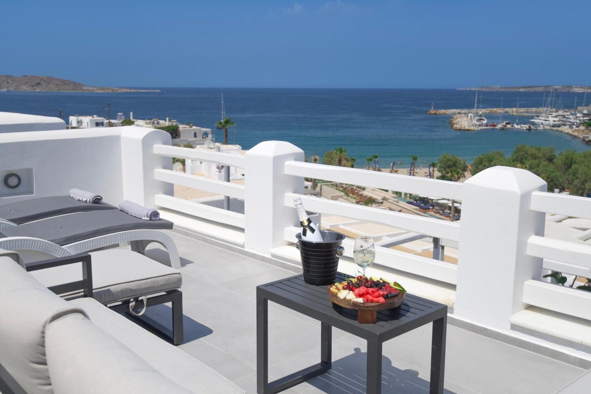 Alexandros Apartments Nausa Exteriér fotografie