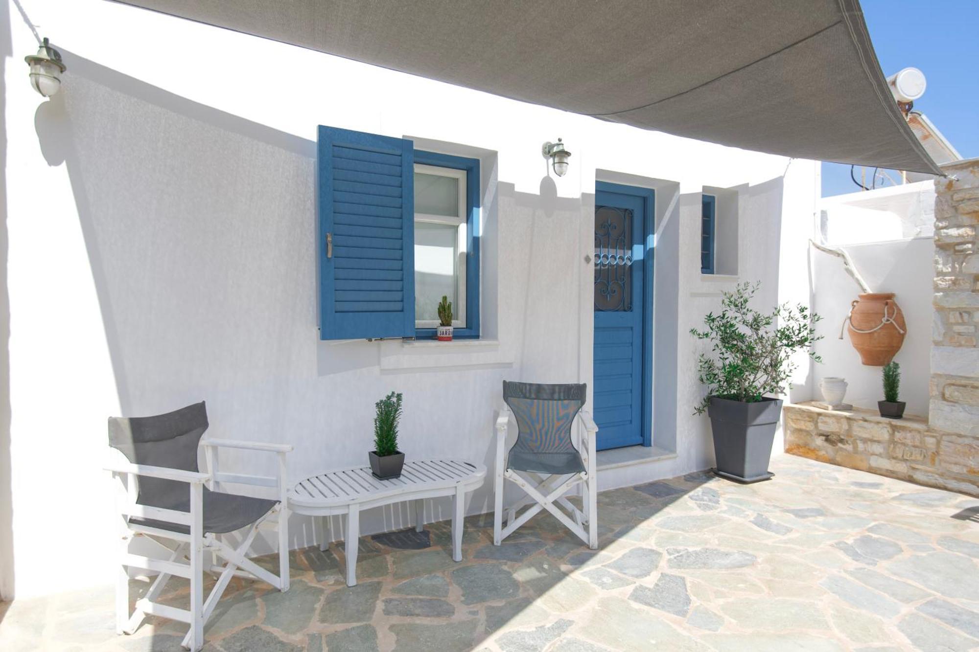 Alexandros Apartments Nausa Exteriér fotografie