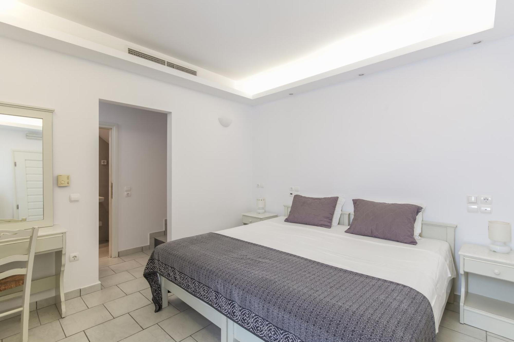 Alexandros Apartments Nausa Exteriér fotografie