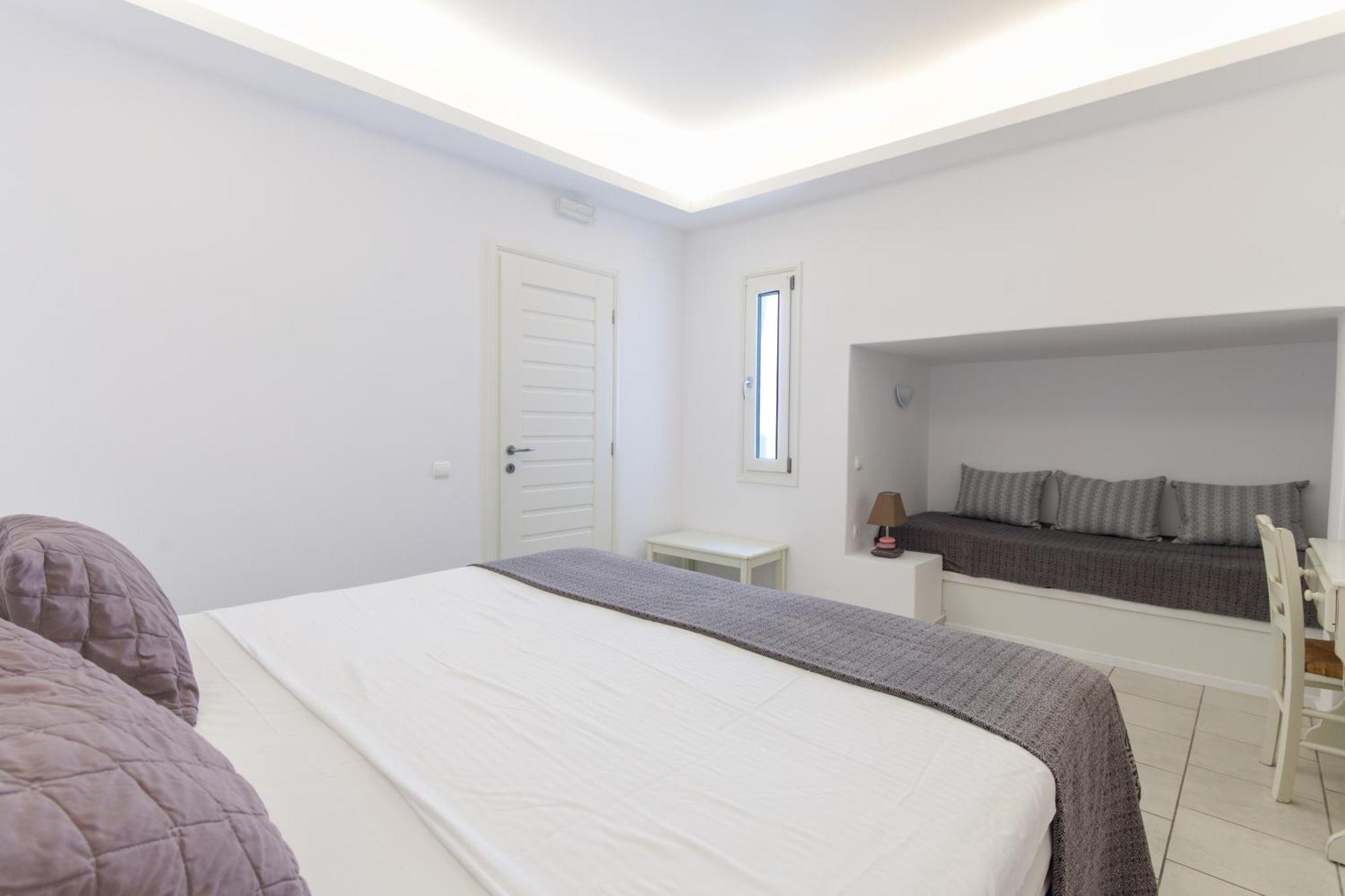 Alexandros Apartments Nausa Exteriér fotografie