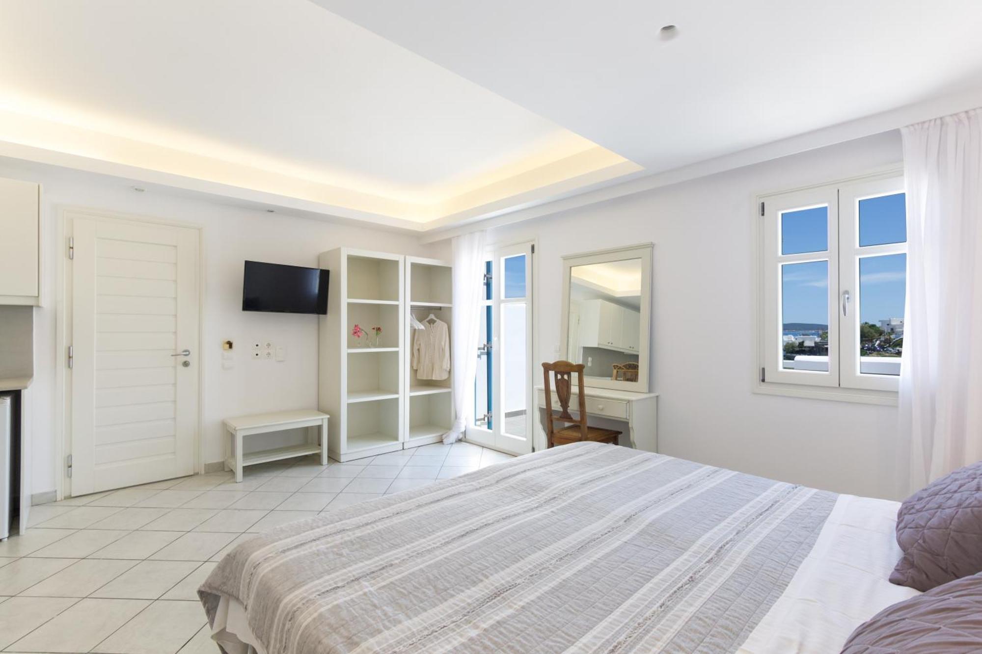 Alexandros Apartments Nausa Exteriér fotografie