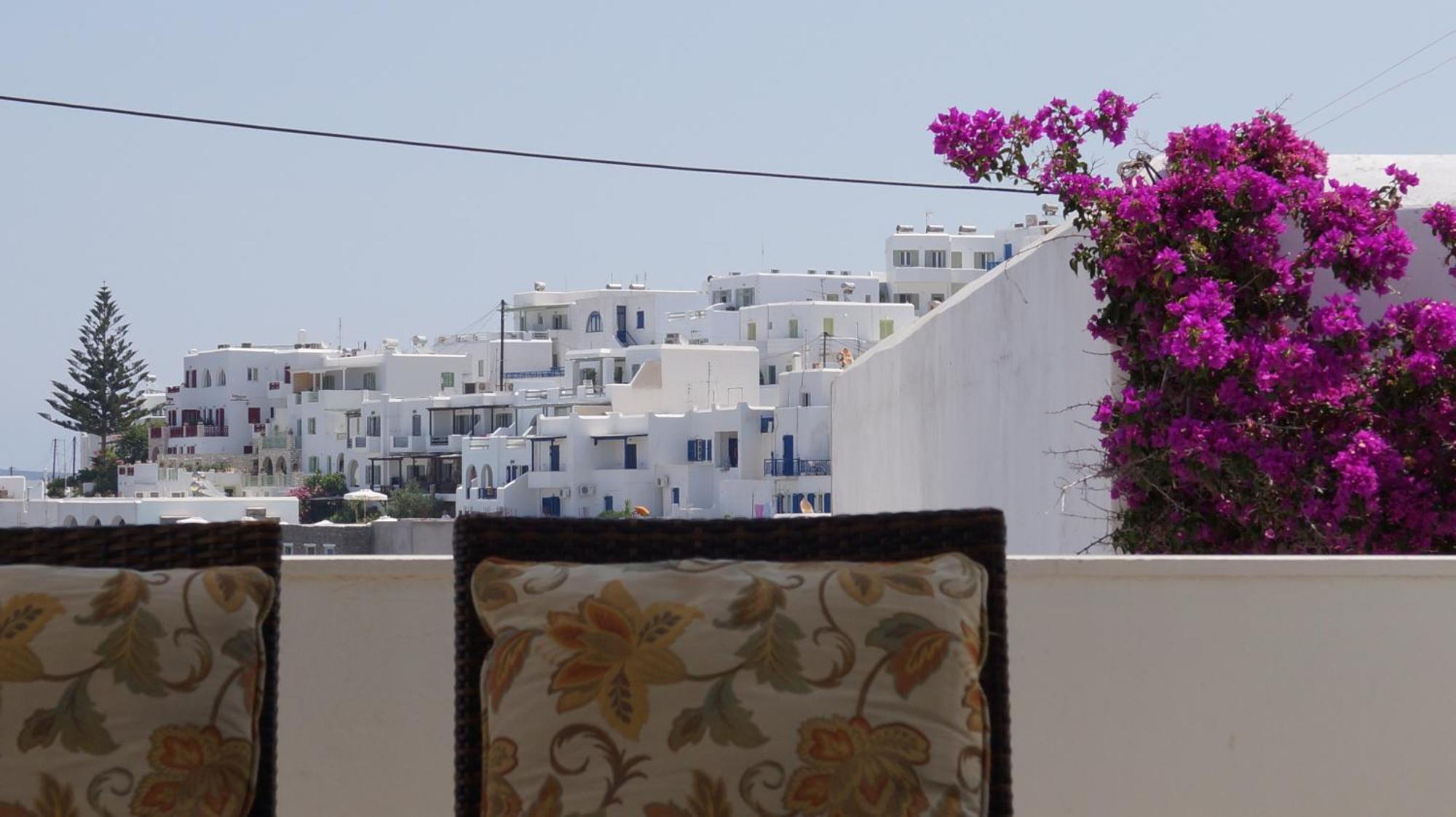 Alexandros Apartments Nausa Pokoj fotografie